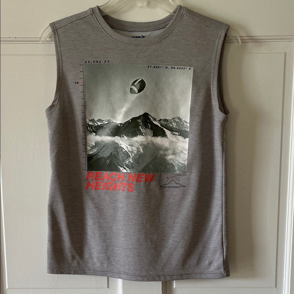 Old Navy Boys Gray Tank Top with Mountain and Football 🏈 Design
